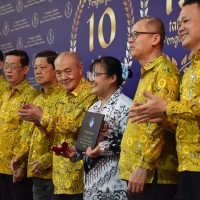 Penghargaan 5, 10, dan 15 Tahun Pengabdian Guru & Tenaga Kependidikan Sekolah Metta Maitreya